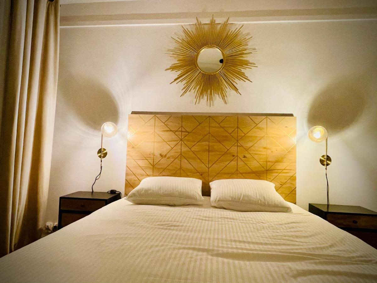 Suites Mana - Le Manaloft, Chic Et Moderne Avec Salle Privee De Fitness En Plein Centre-Ville De Rethel Dış mekan fotoğraf